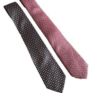 Tie Bundle. 2 Silk Ties. Vineyard Vine/George‎